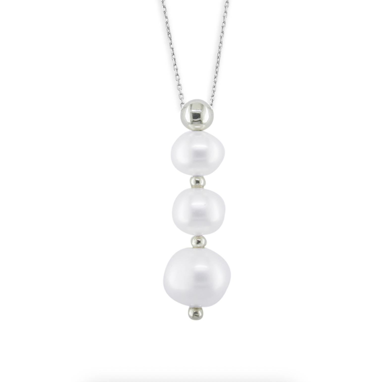 Graduated Pearl Pendant Necklace